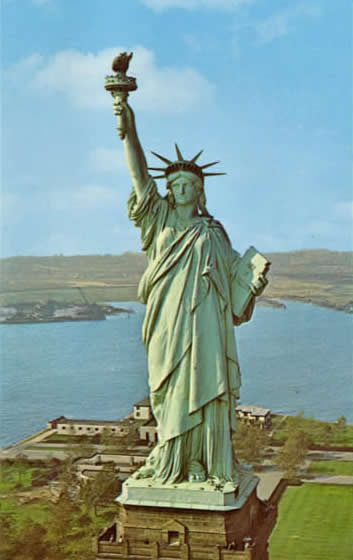 statue of liberty color