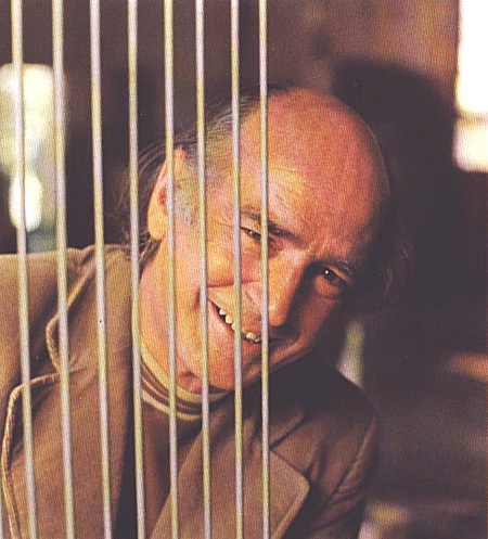 Harry Bertoia in 1970 with his work.